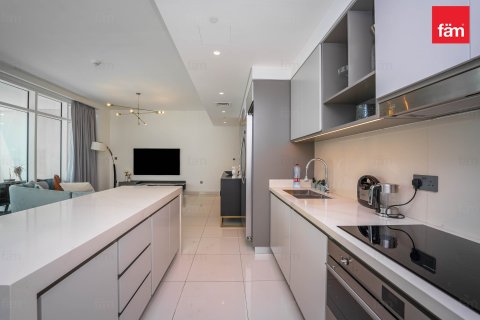 Apartment in Dubai Marina, Dubai 3 bedrooms, 194.8 sq.m. № 117741 - photo 11