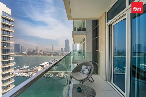 Apartment in Dubai Marina, Dubai 3 bedrooms, 194.8 sq.m. № 117741 - photo 2