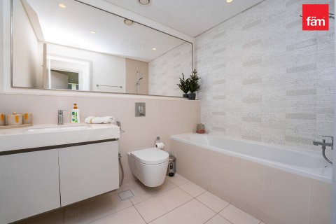 Apartment in Dubai Marina, Dubai 3 bedrooms, 194.8 sq.m. № 117741 - photo 18