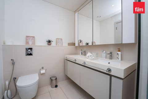 Apartment in Dubai Marina, Dubai 3 bedrooms, 194.8 sq.m. № 117741 - photo 19