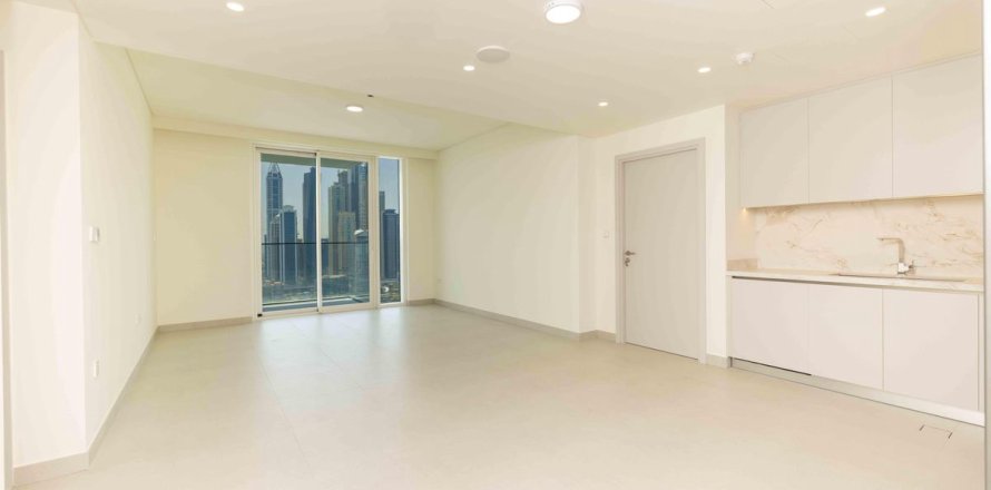 Apartment in Dubai Harbour, Dubai 3 bedrooms, 151.3 sq.m. № 112991