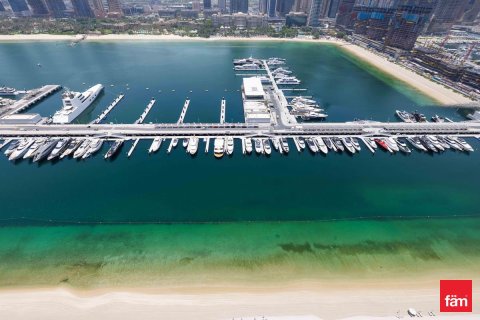 Apartment in Dubai Harbour, Dubai 3 bedrooms, 151.3 sq.m. № 112991 - photo 24