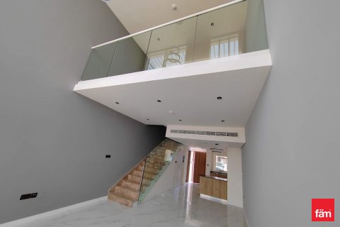 Villa in Dubai 2 bedrooms, 133.4 sq.m. № 92060