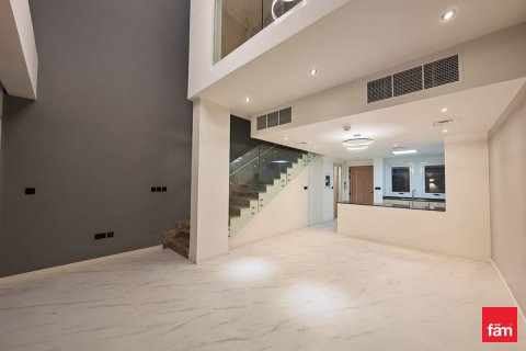 Villa in Dubai 2 bedrooms, 133.4 sq.m. № 92060 - photo 2