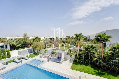 Villa in District One, Mohammed Bin Rashid City, Dubai 6 bedrooms, 924 sq.m. № 121301 - photo 2