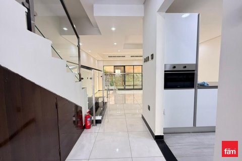 Townhouse in Al Furjan, Dubai 3 bedrooms, 165.8 sq.m. № 111952 - photo 11