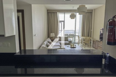 Снять в аренду квартиру в Al Habtoor City, Бизнес-Бэй, Дубай: 2 спальни, 127.4м², № 77994 - фото 8