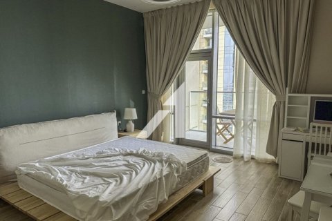 Снять в аренду квартиру в Al Habtoor City, Бизнес-Бэй, Дубай: 2 спальни, 127.4м², № 77994 - фото 2