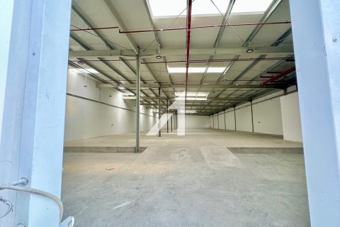 Almacén en Dubai, 1015.8 m², № 50971 - foto 1