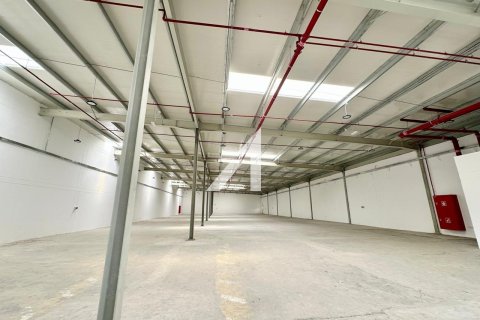Almacén en Dubai, 1015.8 m², № 50971 - foto 6