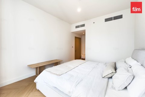 Снять в аренду квартиру в Дубае: 2 спальни, 106м², № 109097 - фото 12