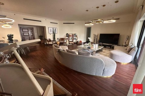 Купить квартиру в Пальме Джумейре, Дубай: 3 спальни, 309.2м², № 72286 - фото 3