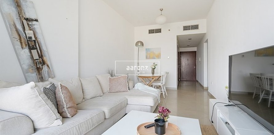 Apartment in Jumeirah Lake Towers, Dubai 2 bedrooms, 101.2 sq.m. № 52544