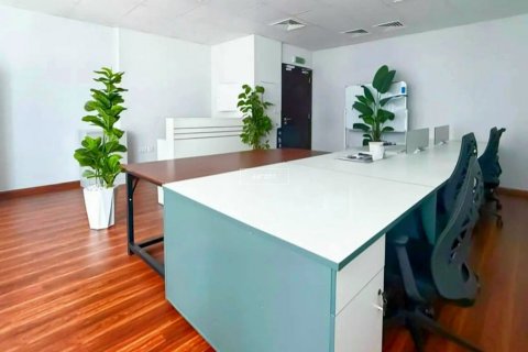 Bureau à Business Bay, Dubai, 48.4 m², № 52548 - photo 12