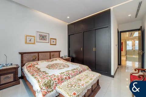 Купить виллу в Джумейра Гольф Эстейтс, Дубай: 5 спален, 725м², № 88625 - фото 20