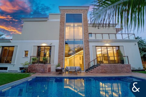 Купить виллу в Джумейра Гольф Эстейтс, Дубай: 5 спален, 725м², № 88625 - фото 2