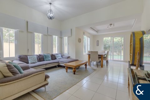 Villa à Springs 2, The Springs, Dubai, 4 chambres, 251 m², № 88624 - photo 2