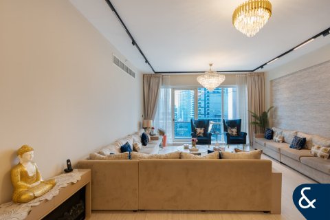 Apartment in Dubai Marina, Dubai 3 bedrooms, 266 sq.m. № 88632 - photo 12