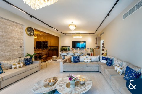 Apartment in Dubai Marina, Dubai 3 bedrooms, 266 sq.m. № 88632 - photo 5