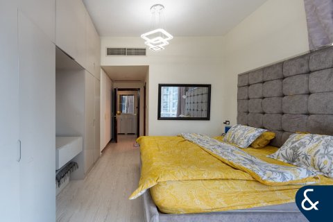 Apartment in Dubai Marina, Dubai 3 bedrooms, 266 sq.m. № 88632 - photo 16