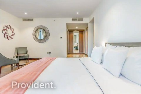 Купить дуплекс в Джумейра Бич Резиденс, Дубай: 4 спальни, 380.9м², № 2407 - фото 23