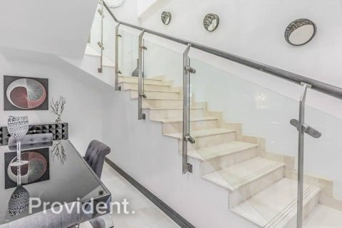 Купить дуплекс в Джумейра Бич Резиденс, Дубай: 4 спальни, 380.9м², № 2407 - фото 18