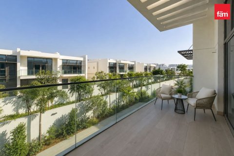 Villa à Dubai, 5 chambres, 768.6 m², № 124571 - photo 4