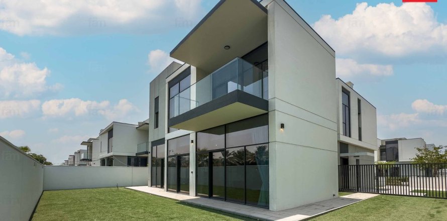 Villa à Al Furjan, Dubai, 4 chambres, 518.8 m², № 40369