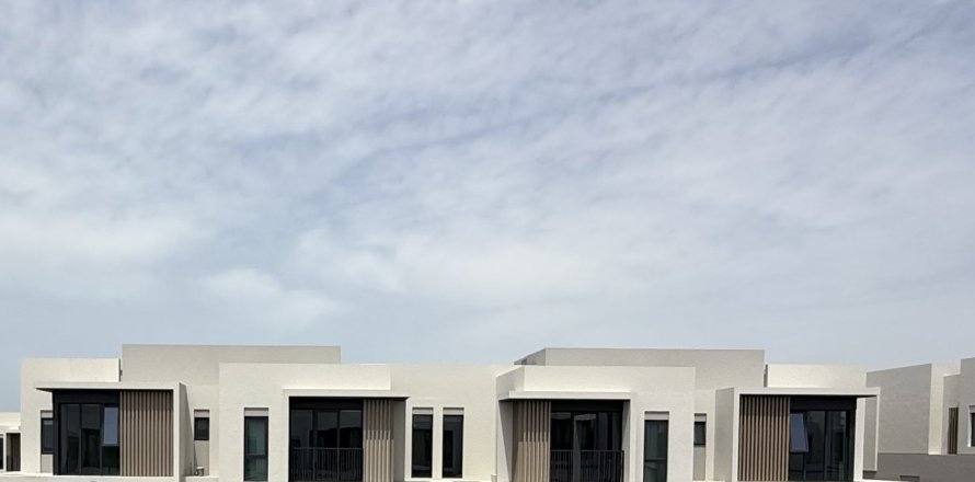 Townhouse in Dubai 3 bedrooms, 239 sq.m. № 100361