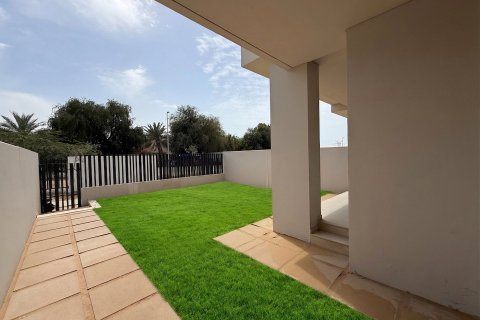 Townhouse in Dubai 3 bedrooms, 239 sq.m. № 100361 - photo 5