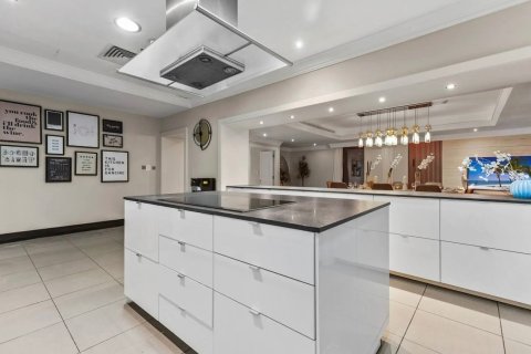 Ático en Dubai Marina, Dubai, 4 dormitorios, 549 m², № 100358 - foto 9