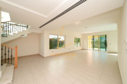 Villa in Jumeirah Park, Dubai 4 bedrooms, 511 sq.m. № 115244 - photo 5