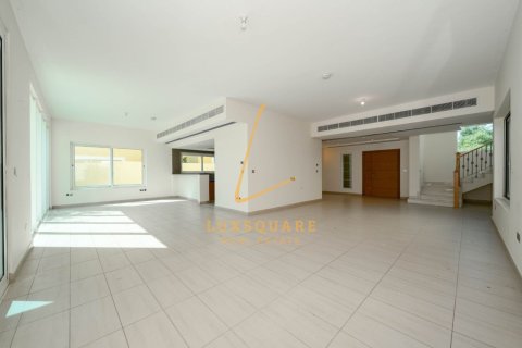 Villa in Jumeirah Park, Dubai 4 bedrooms, 511 sq.m. № 115244 - photo 4