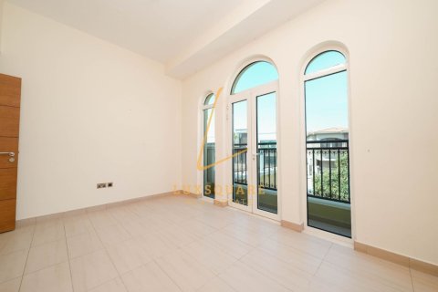 Villa in Jumeirah Park, Dubai 4 bedrooms, 511 sq.m. № 115244 - photo 9