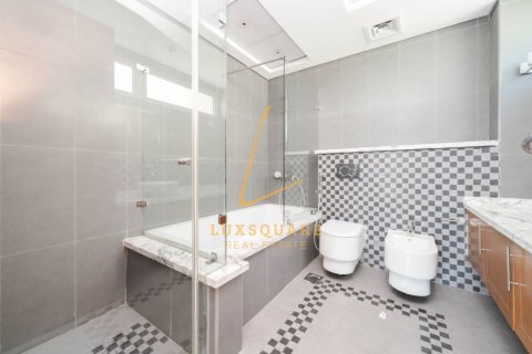 Villa in Jumeirah Park, Dubai 4 bedrooms, 511 sq.m. № 115244 - photo 24