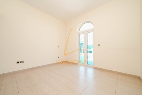Villa in Jumeirah Park, Dubai 4 bedrooms, 511 sq.m. № 115244 - photo 17