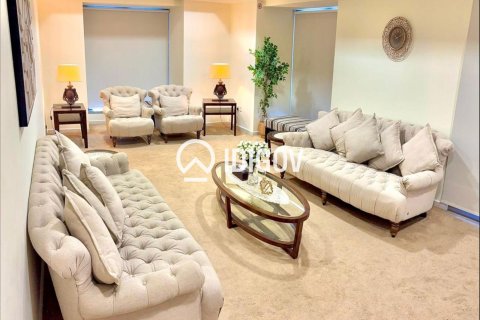 Apartamento en Princess Tower, Dubai Marina, Dubai, 3 dormitorios, 187.01 m², № 121030 - foto 4
