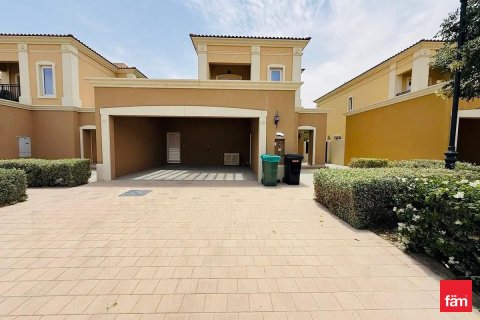 Вилла в Дубае, 3 спальни, 366.6м², № 109319