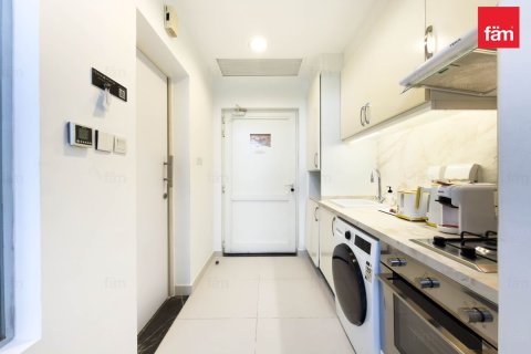 Apartment in Palm Jumeirah, Dubai 50.9 sq.m. № 109315 - photo 18