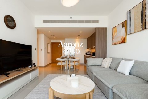 Apartment in Dubai Harbour, Dubai 2 bedrooms, 109 sq.m. № 111858 - photo 11