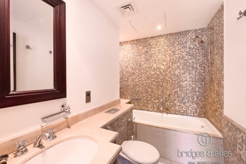 Apartment in Old Town, Dubai 2 bedrooms, 113 sq.m. № 111857 - photo 3