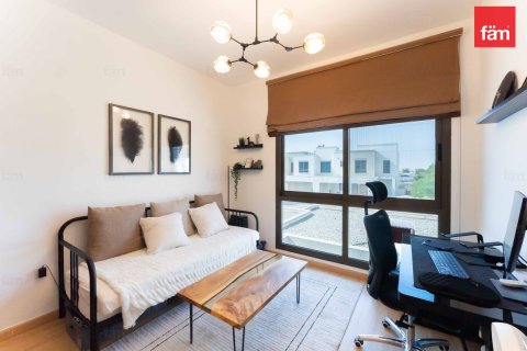 Adosado en Town Square, Dubai, 3 dormitorios, 187.8 m², № 58817 - foto 5