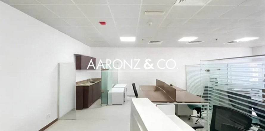 Office in Business Bay, Dubai 82 sq.m. № 94324
