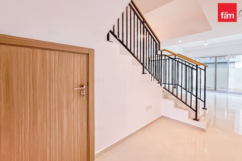 Adosado en Dubai, 3 dormitorios, 112.2 m², № 85815 - foto 10