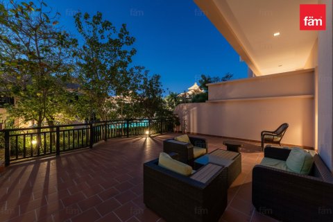 Appartement à Palm Jumeirah, Dubai, 1 chambre, 145 m², № 85814 - photo 3