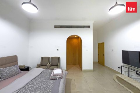 Villa en Al Barsha, Dubai, 5 dormitorios, 1399.8 m², № 85820 - foto 19