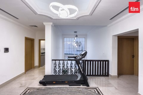 Villa en Al Barsha, Dubai, 5 dormitorios, 1399.8 m², № 85820 - foto 10
