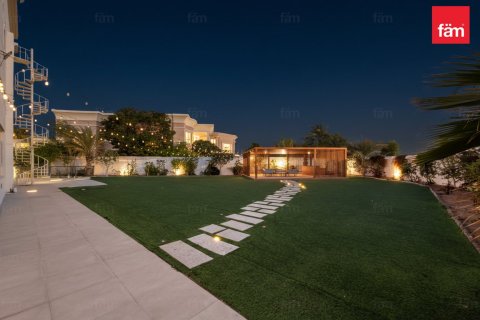 Villa en Al Barsha, Dubai, 5 dormitorios, 1399.8 m², № 85820 - foto 5