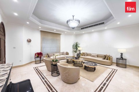 Villa en Al Barsha, Dubai, 5 dormitorios, 1399.8 m², № 85820 - foto 11