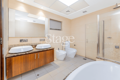 Villa en Executive Towers, Business Bay, Dubai, 4 dormitorios, 538 m², № 122191 - foto 25